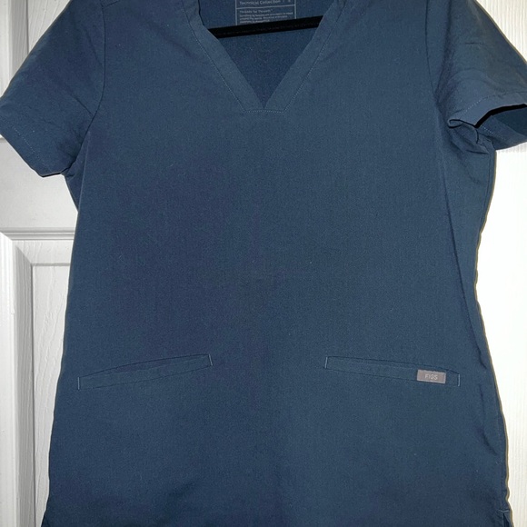 Figs Dark harbor - Picture 2 of 5